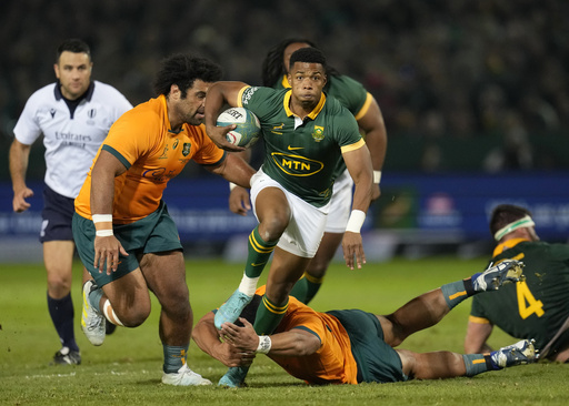 Fanático borracho de los Springboks pelea en Loftus Versfield y bebe brandy